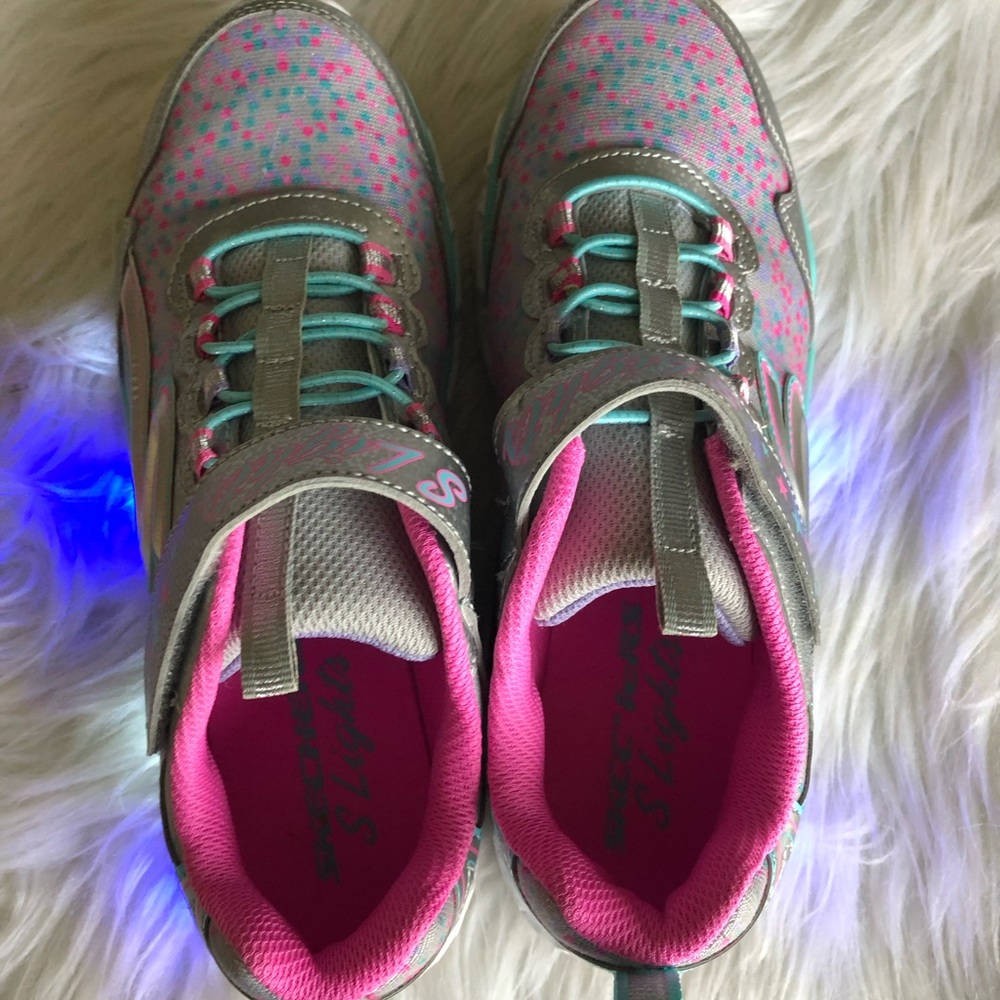 Skechers Big Kid Size 4 EXC Condition!